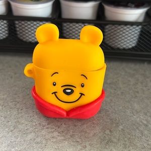 COPY - COPY - AirPods case with clip for first & second gen